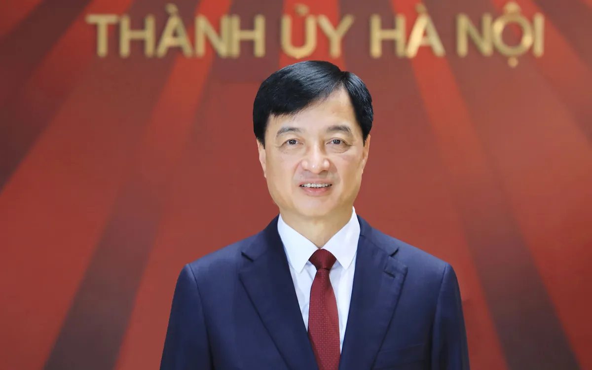 Ủy viên Bộ Chính trị, Bí thư Thành ủy Hà Nội Nguyễn Duy Ngọc.