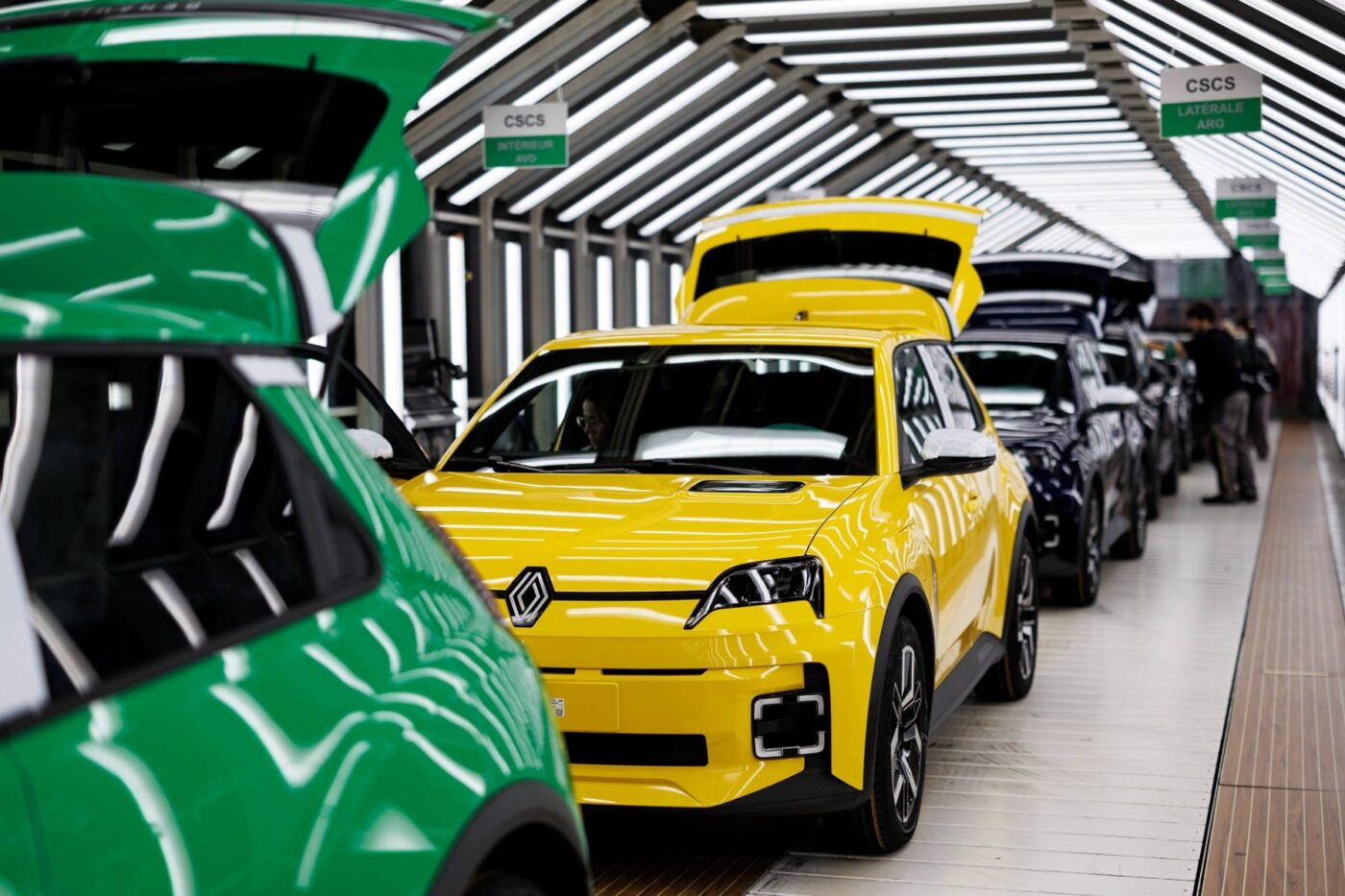 "Ưu tiên Châu Âu" – Vũ khí mới của EU trong cuộc chiến xe điện toàn cầu