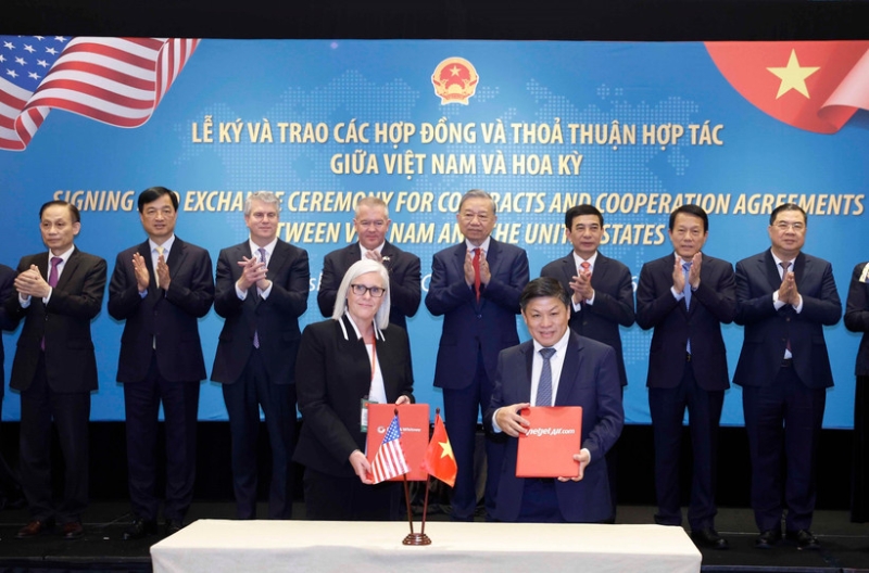  Vietnam–US contracts, cooperation agreements signed