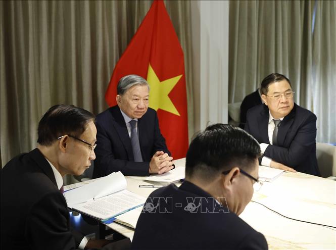 Tổng Bí thư Tô Lâm đã điện đàm với Thượng nghị sĩ Bill Hagerty. Ảnh: TTXVN