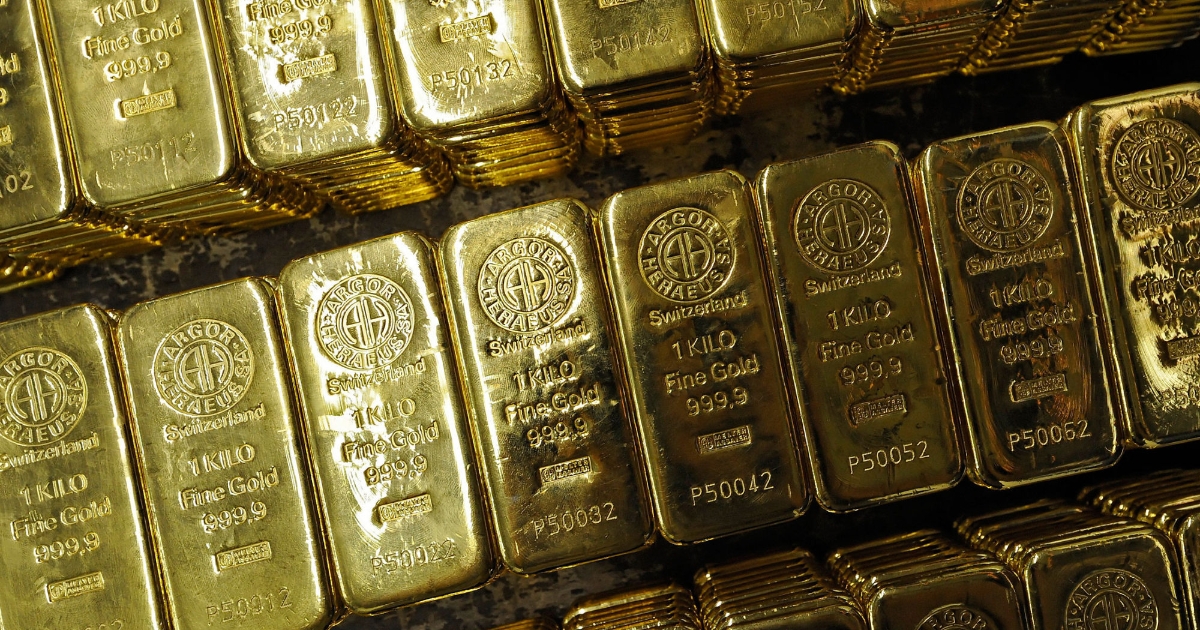 UOB: Vàng cần thêm thời gian ổn định sau làn sóng đầu cơ để về trạng thái mới