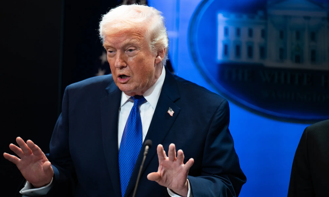 Tổng thống Trump áp thuế quan toàn cầu mới 10% sau khi Tòa án Tối cao Mỹ bác bỏ thuế đối ứng