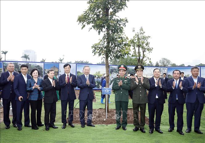 Tổng Bí thư Tô Lâm dự Lễ phát động “Tết trồng cây đời đời nhớ ơn Bác Hồ” Xuân Bính Ngọ tại Hà Nội. Ảnh: TTXVN