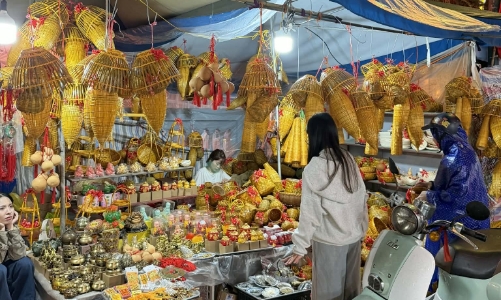 Về Vụ Bản trẩy hội Chợ Viềng 