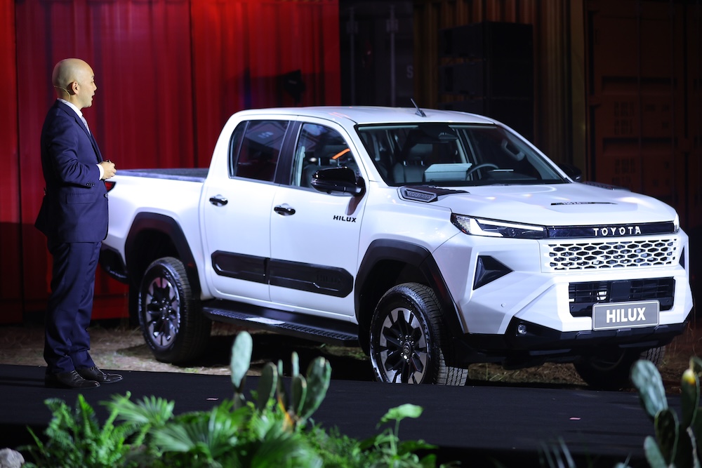 Toyota Hilux thế hệ mới "lột xác": Nước đi táo bạo để lấy lại vị thế trong phân khúc bán tải