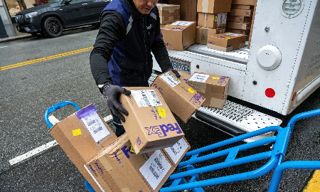 FedEx kiện Chính phủ Mỹ để đòi lại tiền thuế quan đối ứng