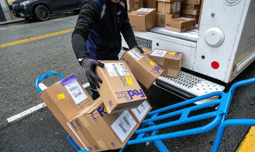 FedEx kiện Chính phủ Mỹ để đòi lại tiền thuế quan đối ứng