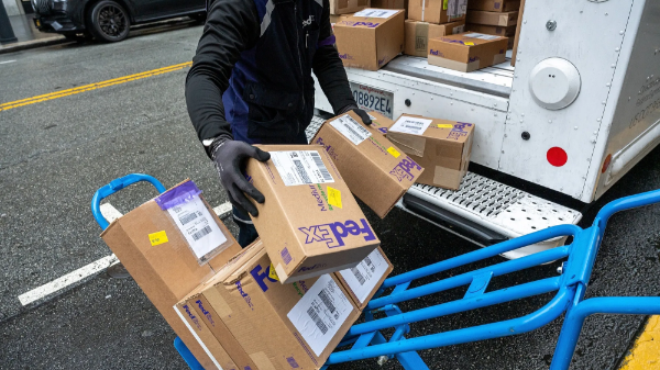 FedEx kiện Chính phủ Mỹ để đòi lại tiền thuế quan đối ứng