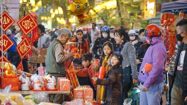 Khẩn trương hoàn thành thể chế hóa các nội dung trọng tâm, cốt lõi của Văn kiện Đại hội XIV 