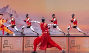 Robot hình người Trung Quốc trình diễn tại Spring Festival Gala.