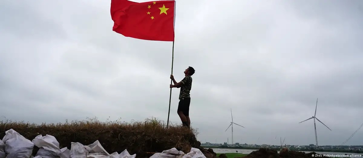 Trung Quốc đang thúc đẩy năng lượng tái tạo trong khi Mỹ dưới thời Trump đã hủy bỏ nhiều dự án năng lượng sạch. Ảnh: Zhou Mi/Xinhua/picture alliance.