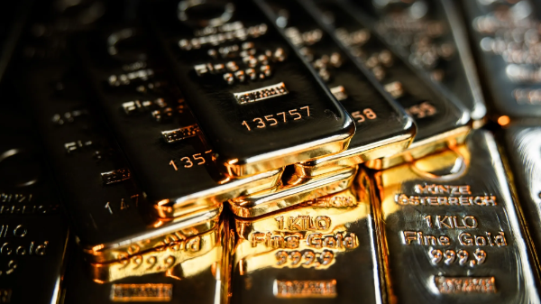 Giá vàng nhảy vọt lên mức cao nhất 3 tuần, SPDR Gold Trust mua ròng gần 8 tấn