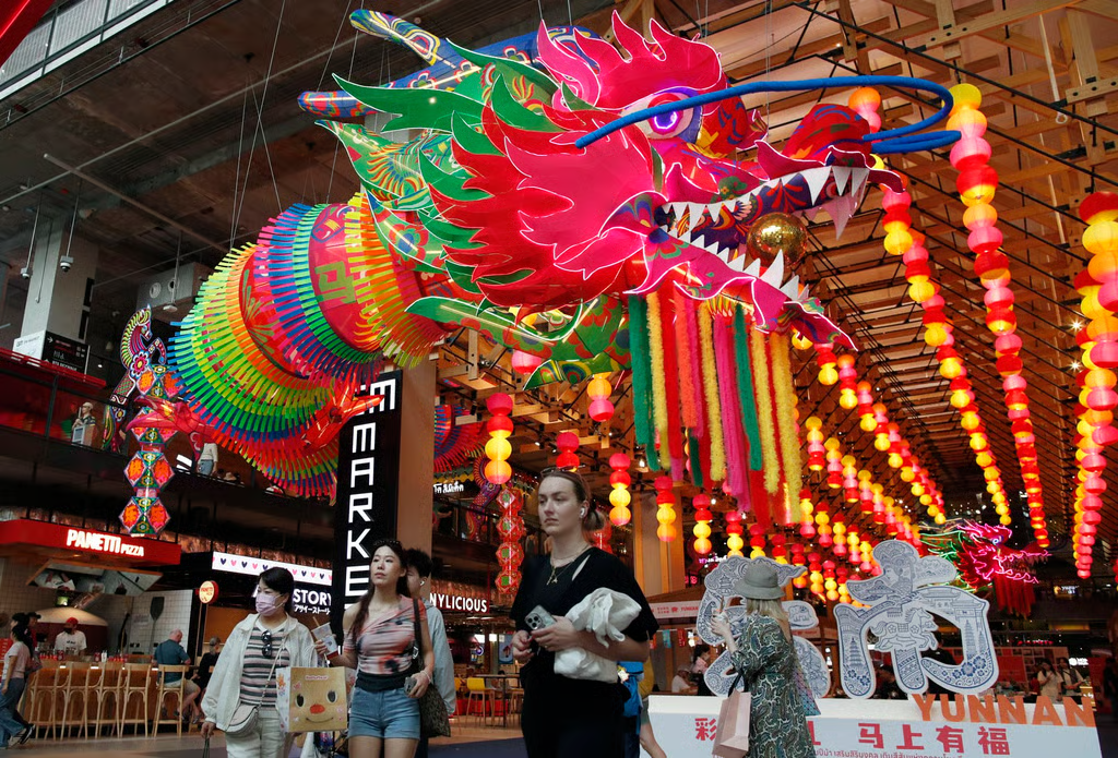 Không khí du lịch đang sôi động trở lại trên toàn đất nước Thái Lan trong dịp cao điểm Tết Nguyên đán năm nay. 