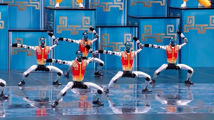 Robot hình người Trung Quốc trình diễn tại Spring Festival Gala.
