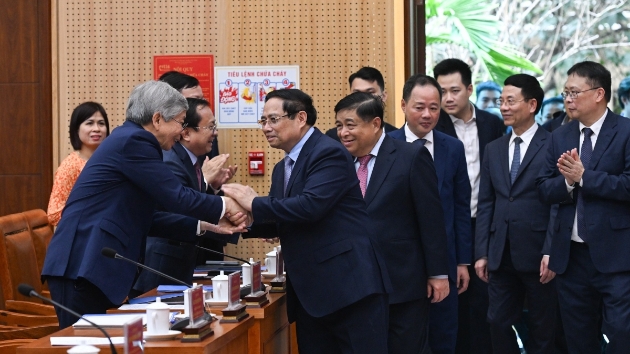 Prime Minister asks Vietnam Academy of Science and Technology to accelerate  implementation of strategic resolutions