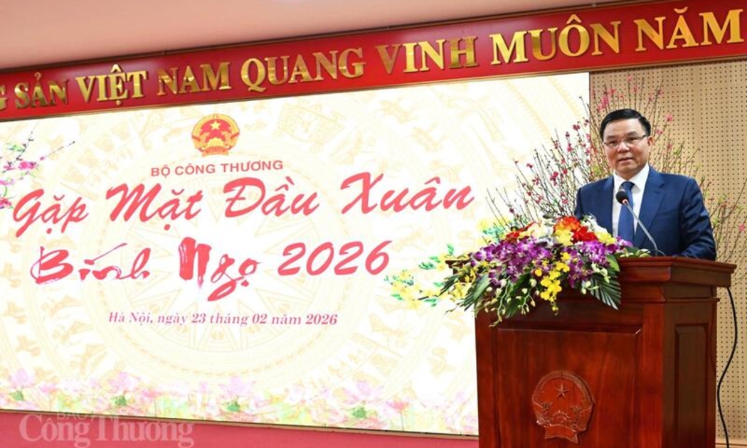 Quyền Bộ trưởng Bộ Công Thương Lê Mạnh Hùng phát biểu tại buổi gặp mặt đầu xuân Bính Ngọ 2026. Ảnh: MOIT.