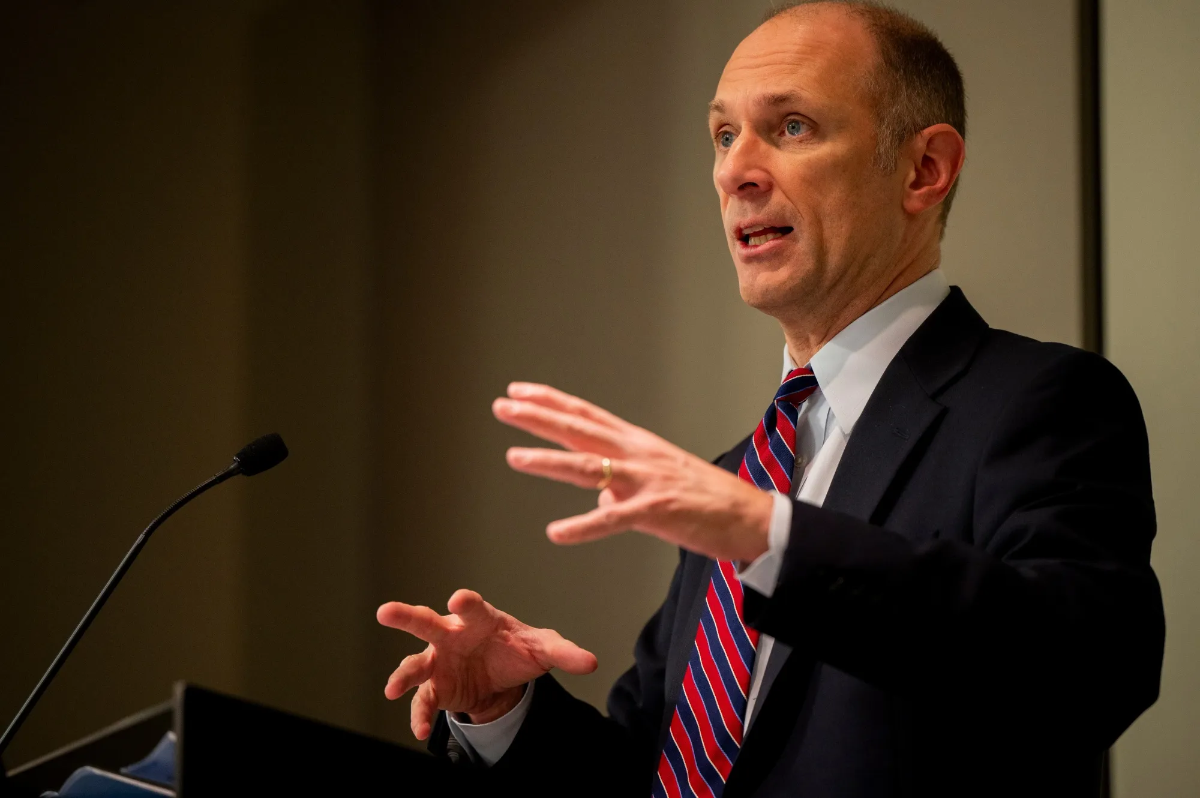 Chủ tịch Fed chi nhánh Chicago, ông Austan Goolsbee - Ảnh: Bloomberg.