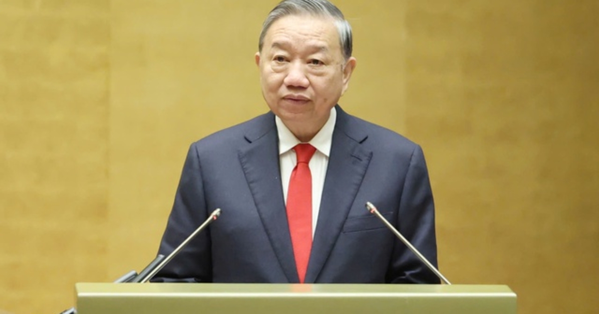 Party General Secretary: State economy must become "national fulcrum" in new era