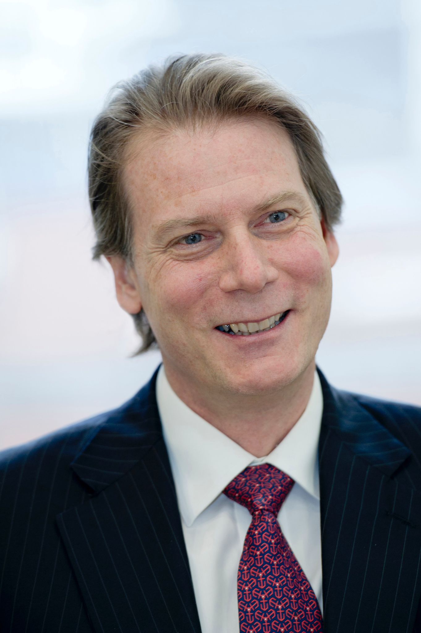 Mr. Michael Sheren is a global leader in green finance, governance, and public policy.