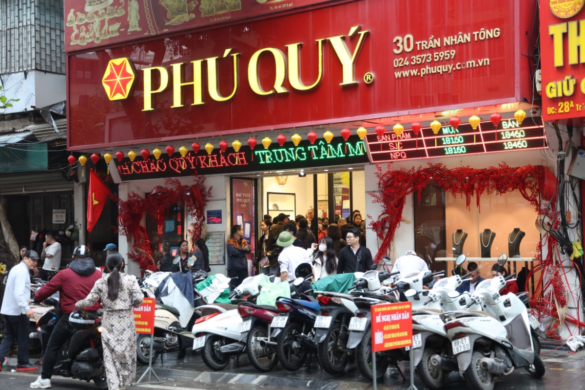 Vào mỗi dịp mùng 10 tháng Giêng, thị trường vàng lại bước vào giai đoạn cao điểm khi nhu cầu mua tăng mạnh.&nbsp;