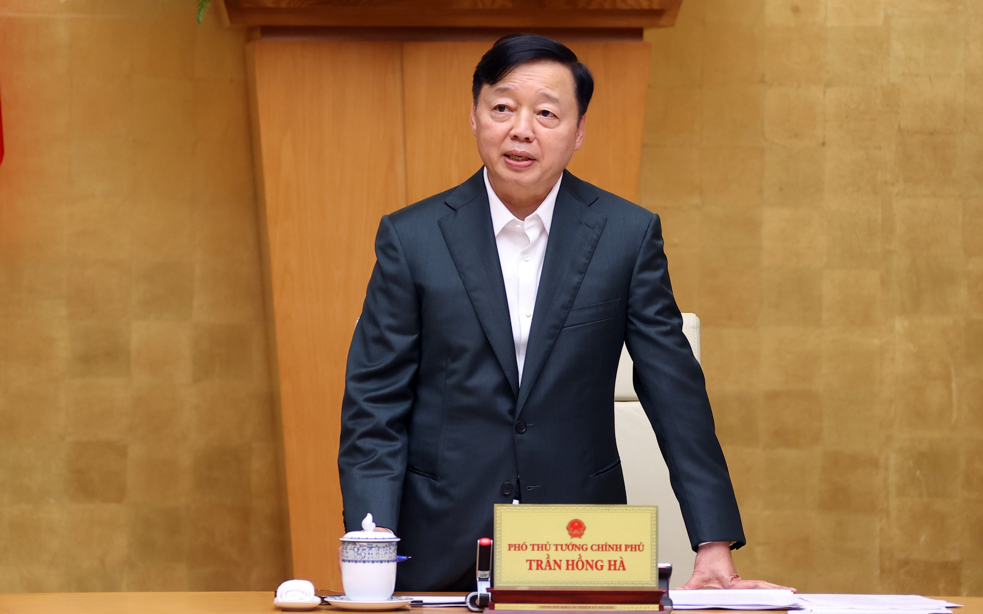 Phó Thủ tướng Trần Hồng Hà: "Quan trọng hơn là sự sẵn sàng về hồ sơ, số liệu, minh chứng thực tiễn và trách nhiệm giải trình". Ảnh VPG.
