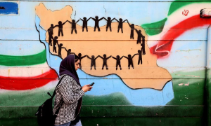 Mỹ siết trừng phạt Iran trước vòng đàm phán mới