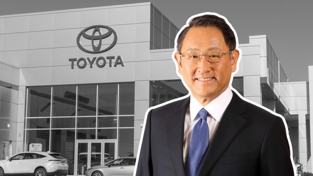<i>Chủ tịch Toyota Motor Akio Toyoda cũng là chủ tịch của tập đoàn bất động sản Toyota Fudosan, công ty sẽ kiểm soát một công ty mẹ mới sở hữu Toyota Industries. Ảnh: CBTnews.</i>