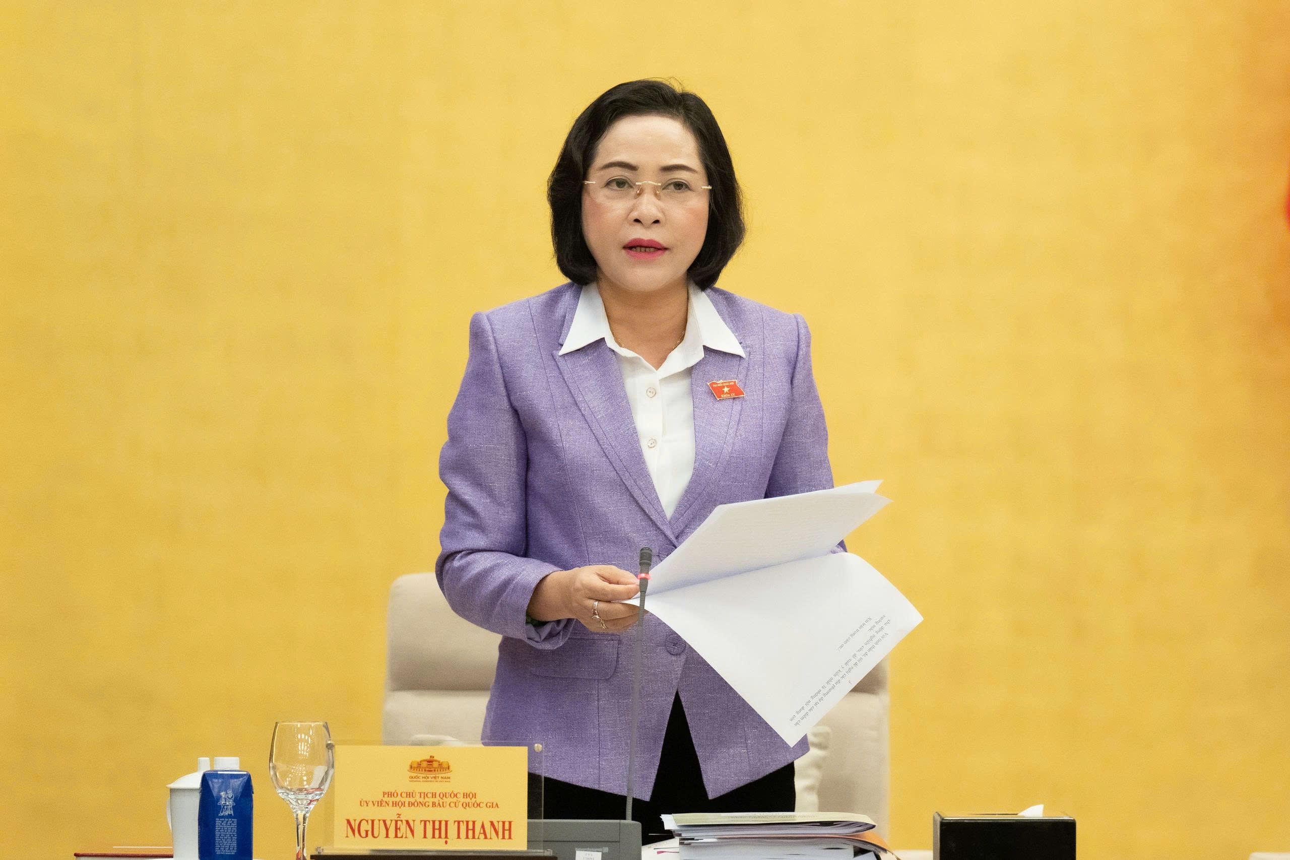 Ủy viên Trung ương Đảng, Phó Chủ tịch Quốc hội Nguyễn Thị Thanh, Ủy viên Hội đồng Bầu cử quốc gia phát biểu khai mạc. Ảnh: Quốc hội.