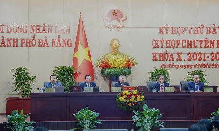 Đoàn chủ tọa kỳ họp thứ 7 HĐND thành phố Đà Nẵng.