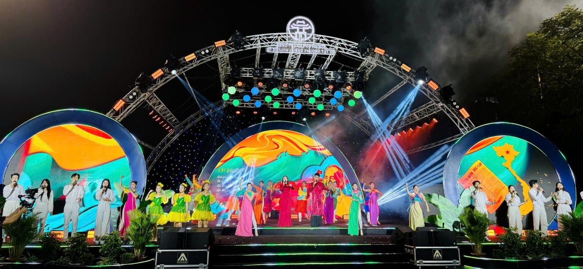 Chương trình “Du lịch Hà Nội chào 2026 - Get on Hanoi 2026”.