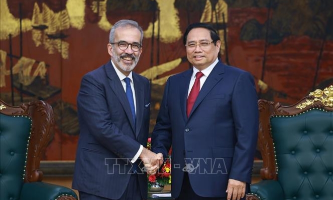 PM proposes for further cooperation between Vietnam and Portugal