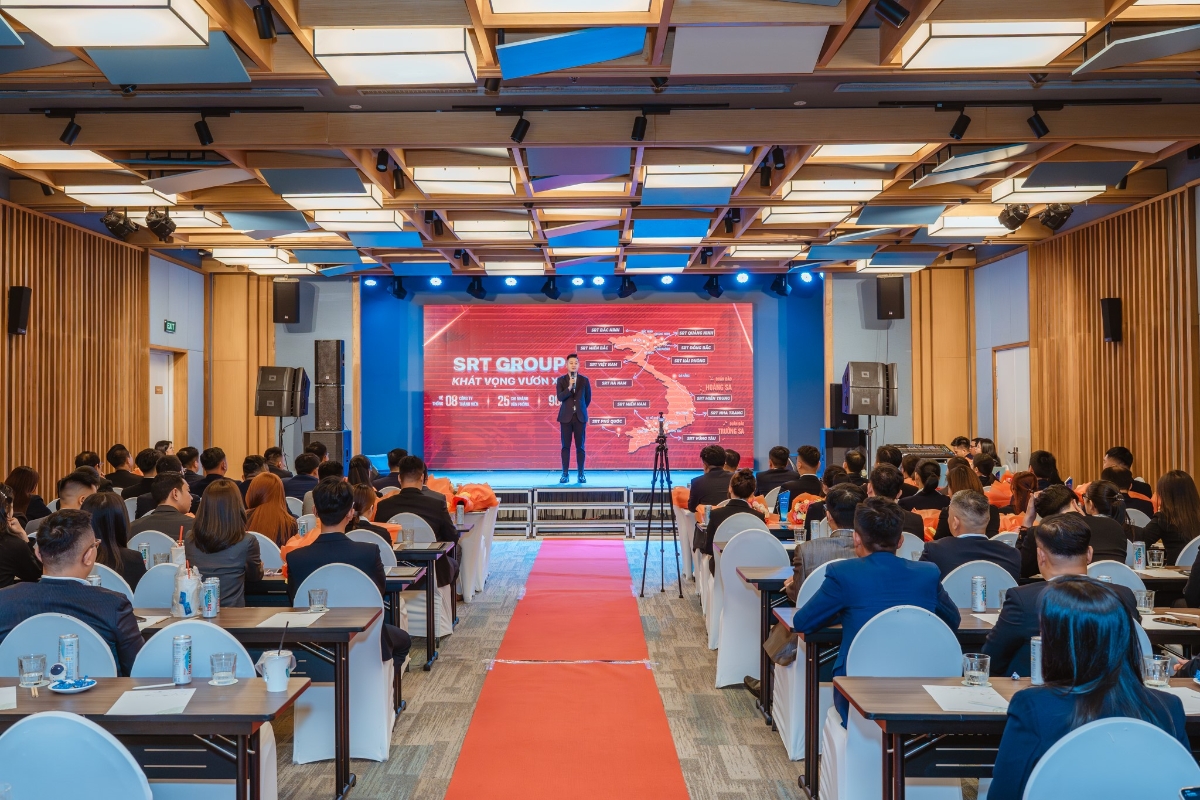 SRT Group thường xuyên tổ chức các buổi đào tạo cho nhân viên. Ảnh: SRT Group.