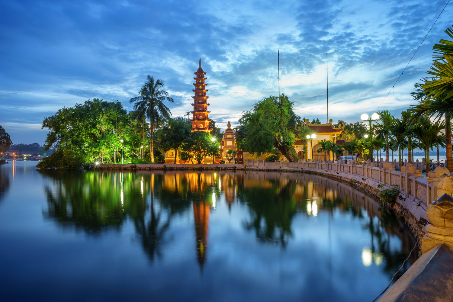 Việc Hà Nội xuất hiện trong danh sách của Condé Nast Traveler có thể xem như một “chứng nhận thương hiệu mềm”.