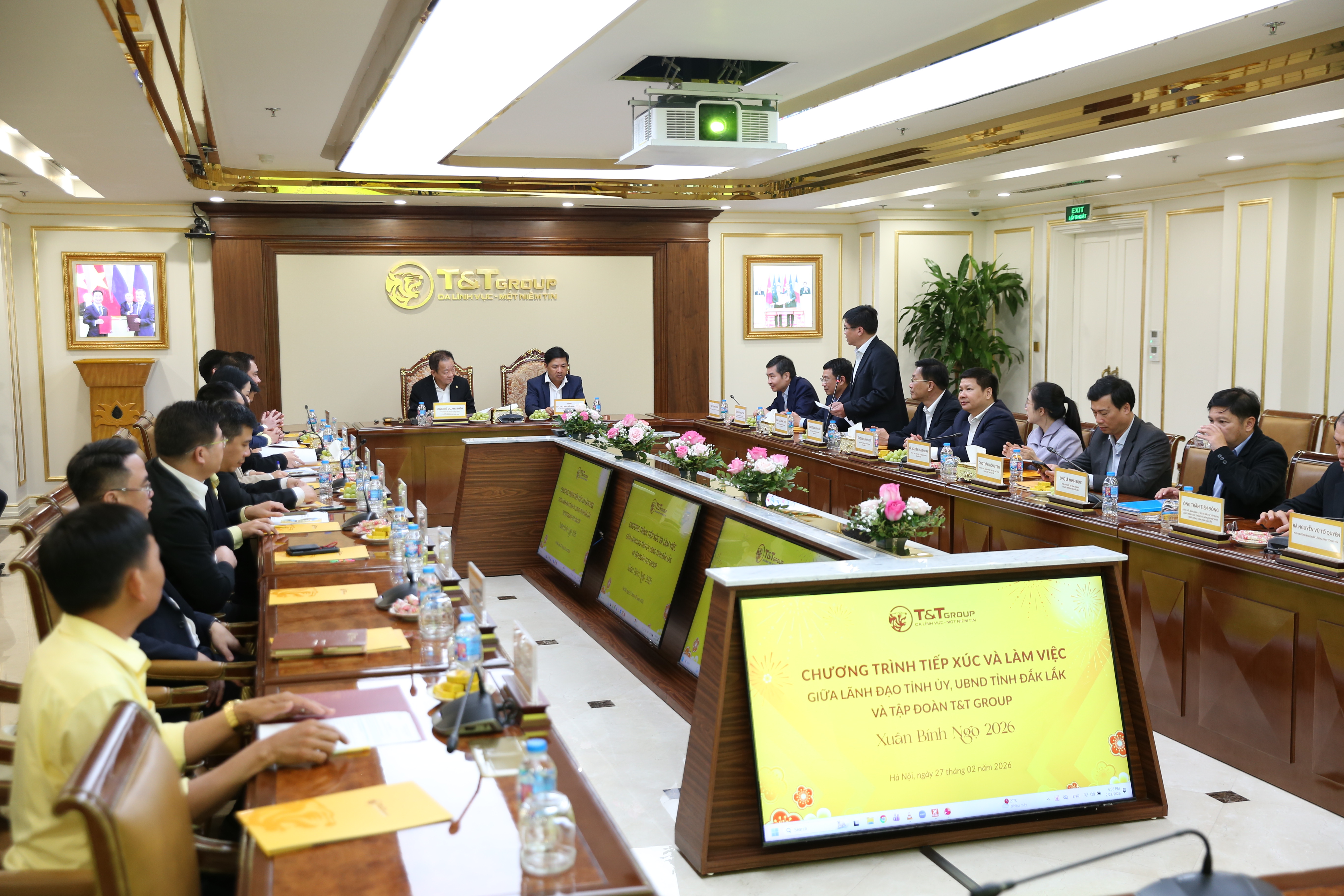 Quang cảnh buổi làm việc. (Ảnh: TT Group).