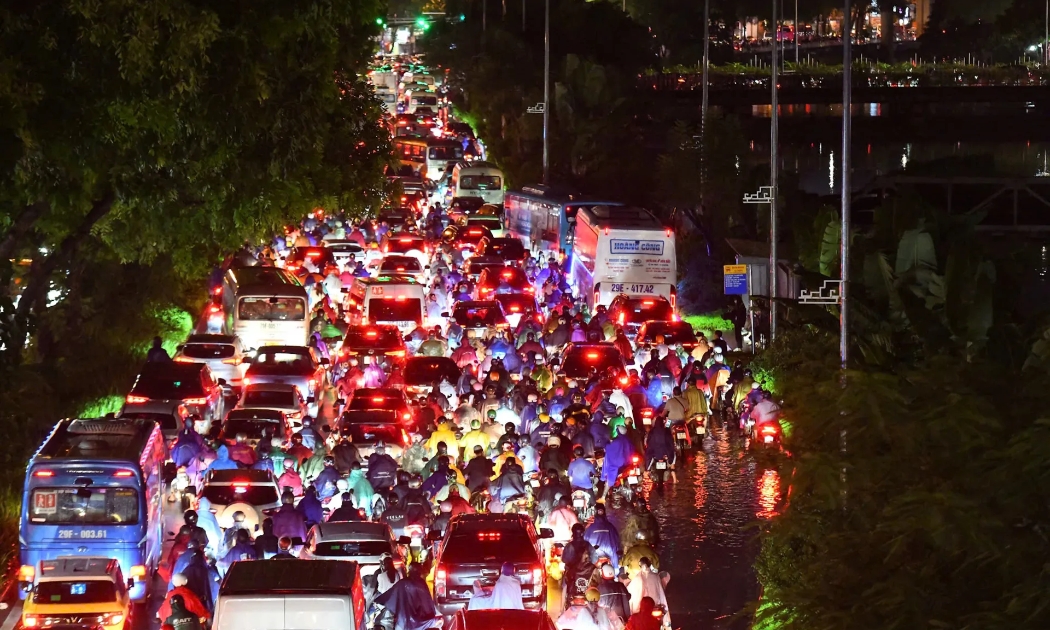 Năm 2030, Hà Nội chuyển đổi toàn bộ taxi chạy xăng, dầu sang xe điện