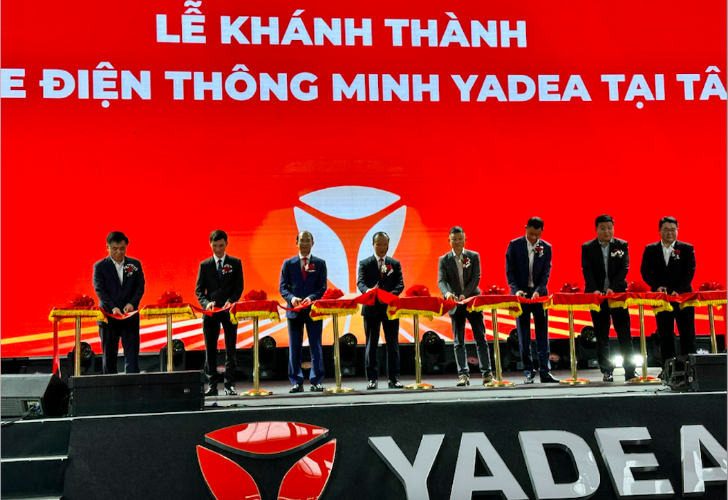 Lễ khánh thành Nhà máy sản xuất xe máy điện thông minh YADEA tại Khu công nghiệp Tân Hưng, tỉnh Bắc Ninh ngày 1/3.