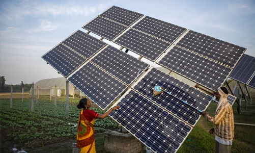 Bước nhảy vọt công suất năng lượng mặt trời của Ấn Độ