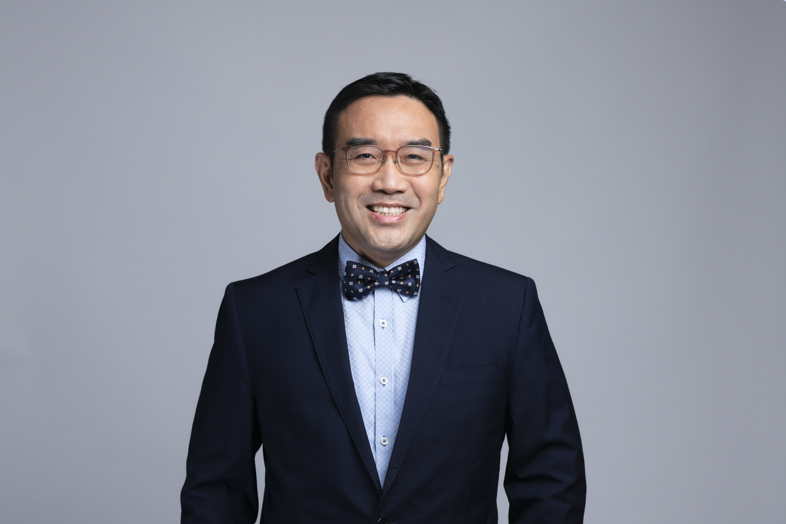 Ông Heng Koon How, Trưởng Bộ phận Chiến lược Thị trường, Khối Nghiên cứu thị trường và Kinh tế toàn cầu, Ngân hàng UOB Singapore.