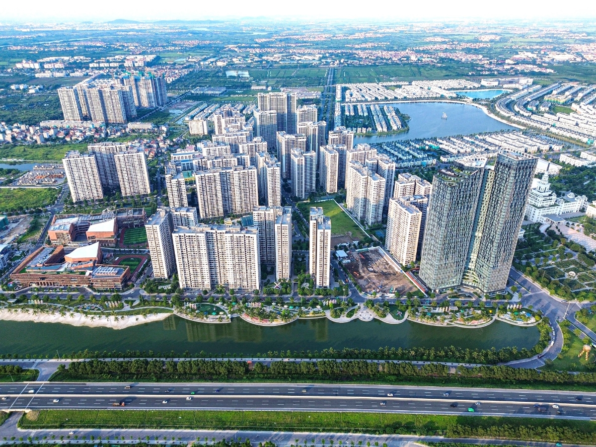 Với mục tiêu triển khai trong tháng 2/2026, trung tâm giao dịch bất động sản và quyền sử dụng đất do Nhà nước quản lý được xem là một trong những bước chuẩn hóa thị trường bất động sản. (Ảnh: Hồng Quang).