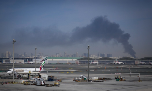 Nhiều sân bay bị Iran tấn công, hàng không Trung Đông tê liệt