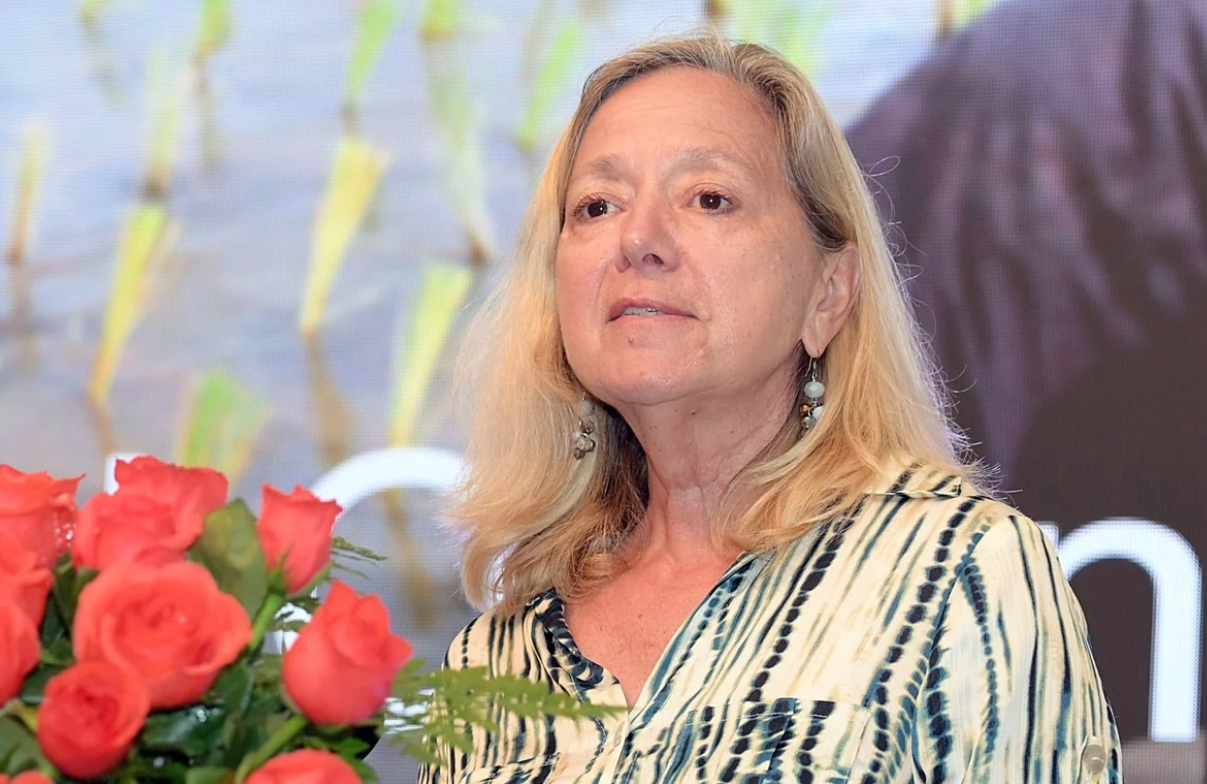 Bà Mariam J. Sherman: 