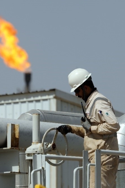 Vietnam suspends sending workers to Middle East amid escalating conflict