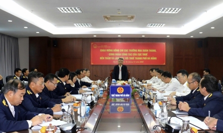 Một buổi làm việc của lãnh đạo Cục thuế với cán bộ Thuế Đà Nẵng. Ảnh: Thuế Đà Nẵng cung cấp.
