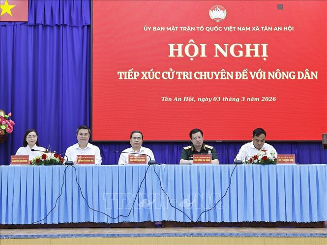 Chủ tịch Quốc hội Trần Thanh Mẫn dự Hội nghị tiếp xúc cử tri chuyên đề với nông dân tại xã Tân An Hội, TP.HCM. Ảnh: TTXVN.