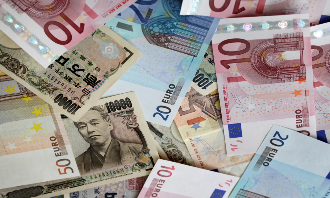 Xung đột ở Trung Đông gây áp lực bán đồng yên Nhật và euro