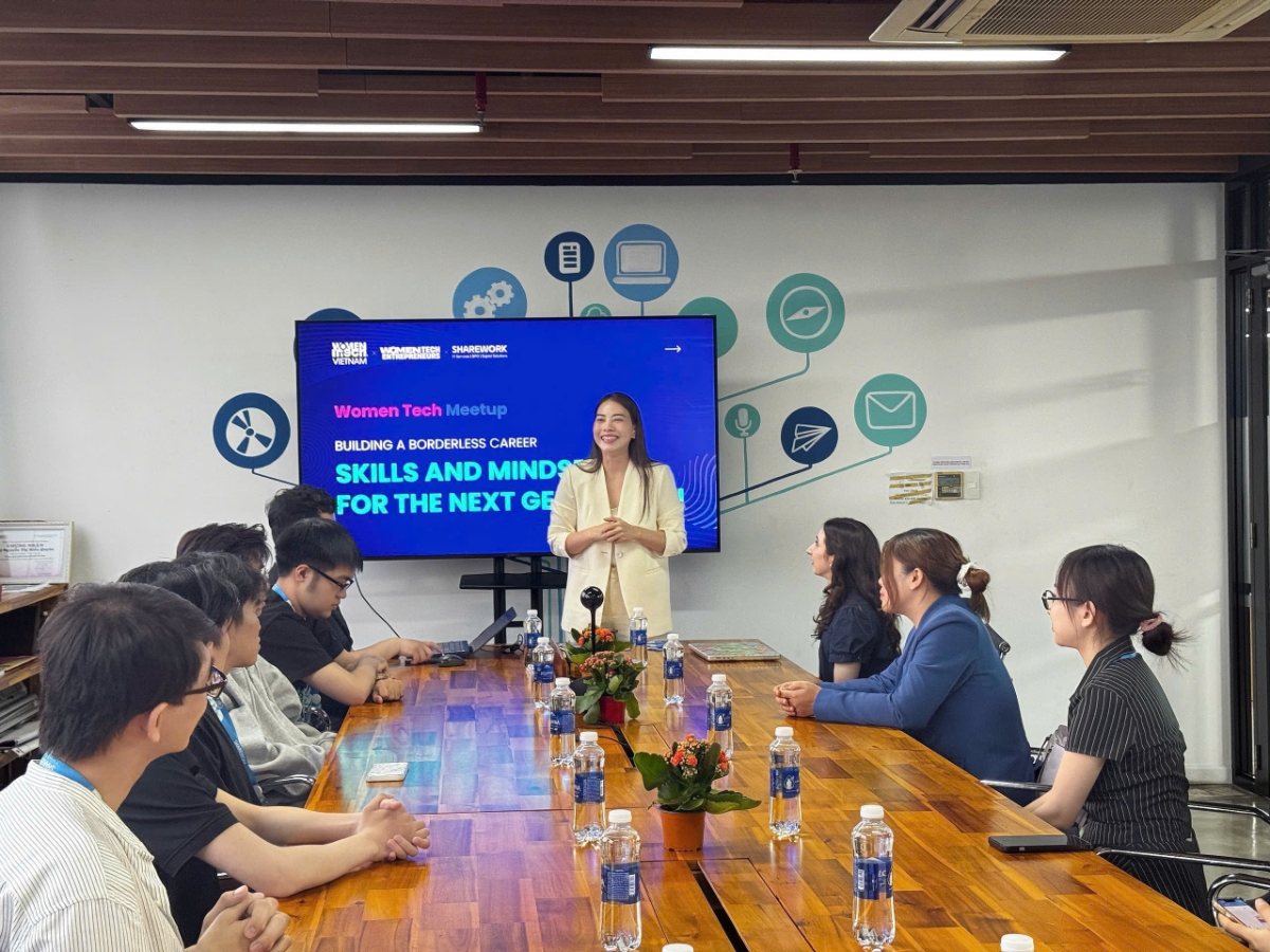Women in Tech Vietnam đang hướng đến mục tiêu kết nối phụ nữ Việt Nam với hệ sinh thái toàn cầu, nâng cao năng lực cạnh tranh của họ trong bối cảnh công nghệ và AI đang thay đổi rất nhanh trên phạm vi toàn thế giới.