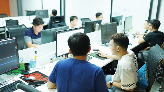 Incentives to attract external talent