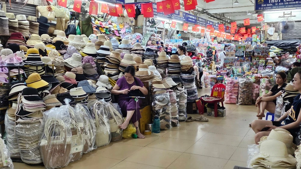Hộ kinh doanh lớn đối mặt với áp lực hóa đơn đầu vào