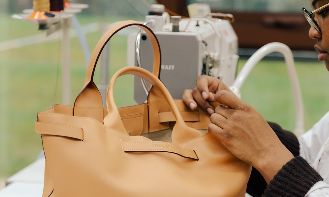 Điều gì vẫn cản bước các nhà mốt xa xỉ xanh hoá bền vững?