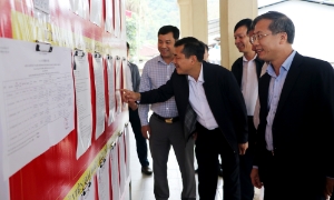 Từ miền biên viễn đến phố thị, rộn ràng chuẩn bị cho